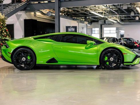 Used 2023 Lamborghini Huracan Tecnica image 7