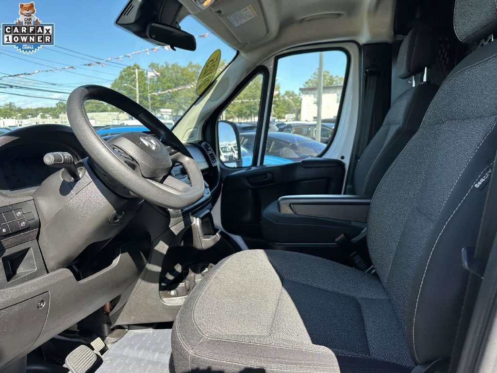 Used 2025 RAM ProMaster 2500 w/ U-Haul Equipment Group FWD image 15