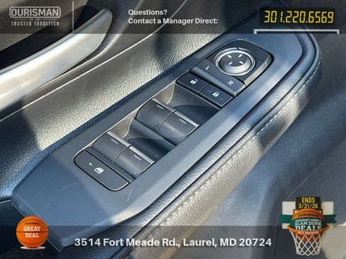 Used 2025 Toyota Grand Highlander XLE image 9