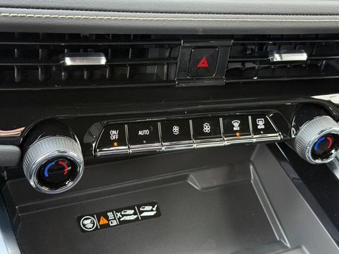 New 2026 Chevrolet Suburban Premier w/ Sun And Tow Package image 20