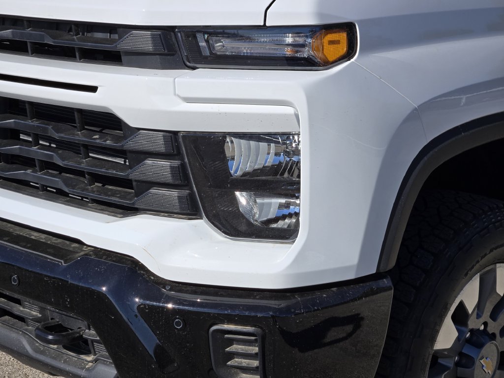 New 2026 Chevrolet Silverado 2500 Custom w/ Custom Value Package AWD/4WD image 7