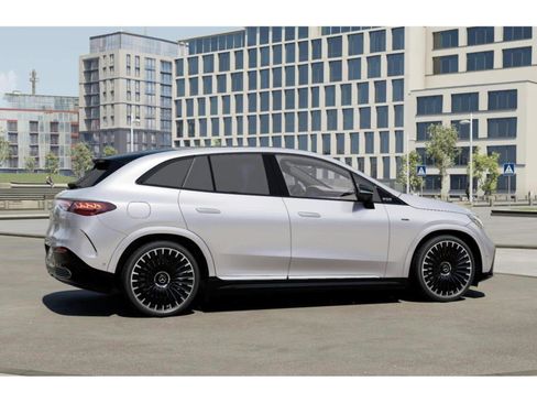 New 2025 Mercedes-Benz EQE AMG 4MATIC SUV image 17