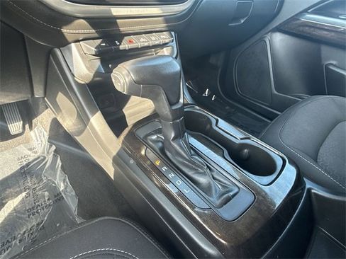 Used 2021 GMC Canyon Elevation w/ Driver Alert Package image 19