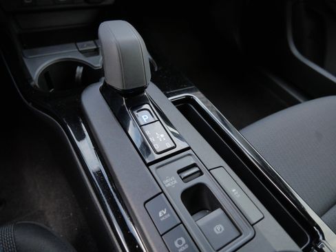 Certified 2024 Toyota Prius LE image 25