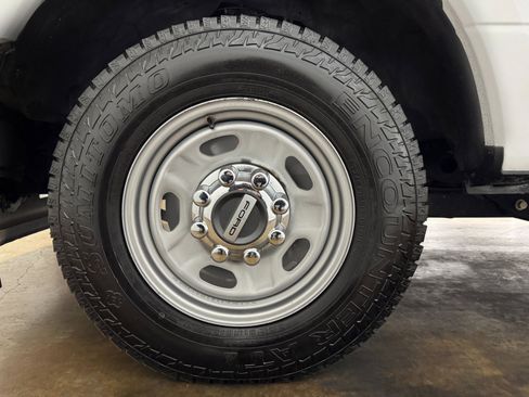 Used 2020 Ford F250 XL w/ Power Equipment Group image 90