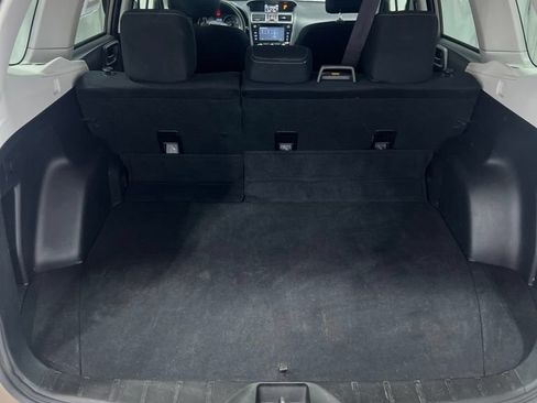 Used 2016 Subaru Forester 2.5i Premium w/ All-Weather Package AWD/4WD image 15