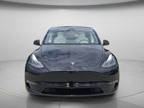 Used 2023 Tesla Model Y Performance AWD/4WD image 4