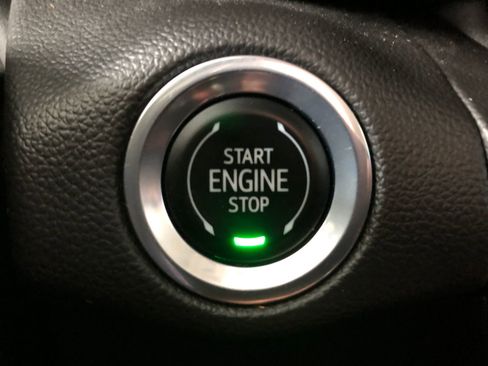 Used 2022 Buick Envision Preferred FWD image 28