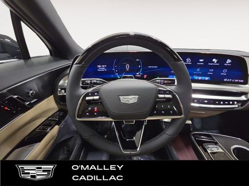 New 2026 Cadillac Lyriq Signature Luxury image 15