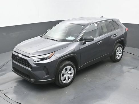 Used 2025 Toyota RAV4 LE FWD image 32
