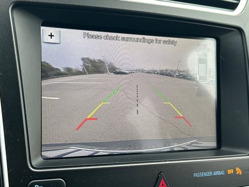 Used 2017 Ford Explorer Sport image 28