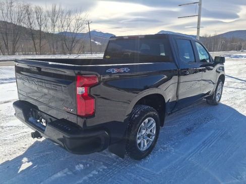 Used 2024 Chevrolet Silverado 1500 RST image 3