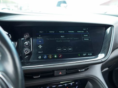 Used 2023 Buick Envision Essence FWD image 20