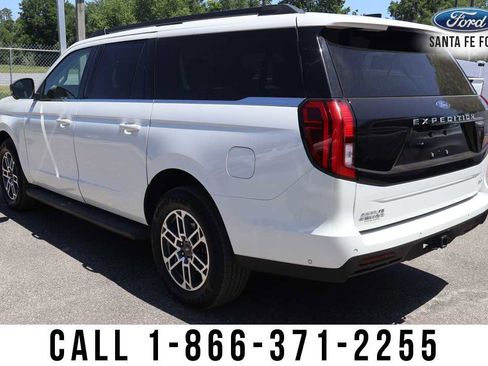 Used 2025 Ford Expedition Max Active image 3