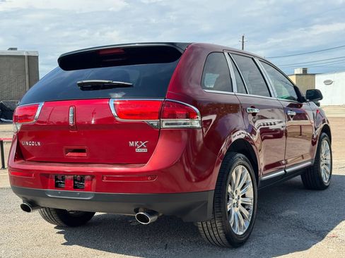 Used 2013 Lincoln MKX AWD image 7