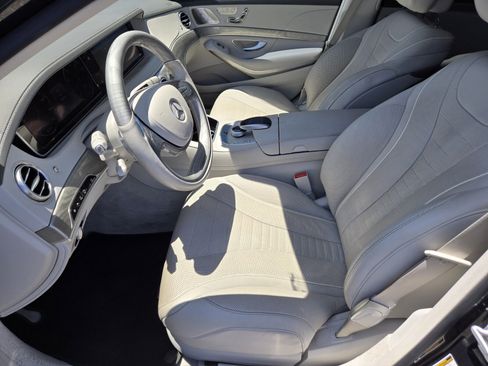 Used 2015 Mercedes-Benz S 550 Sedan image 7