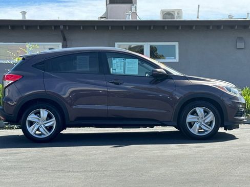 Used 2019 Honda HR-V EX-L image 2