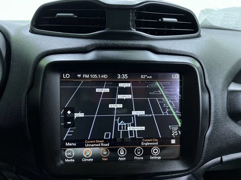 Used 2023 Jeep Renegade Altitude AWD/4WD image 23
