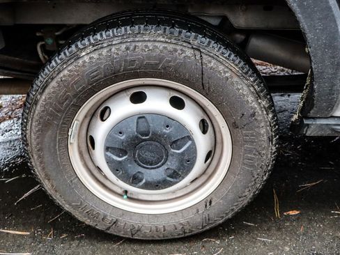 Used 2020 Ford Transit 250 Base image 38