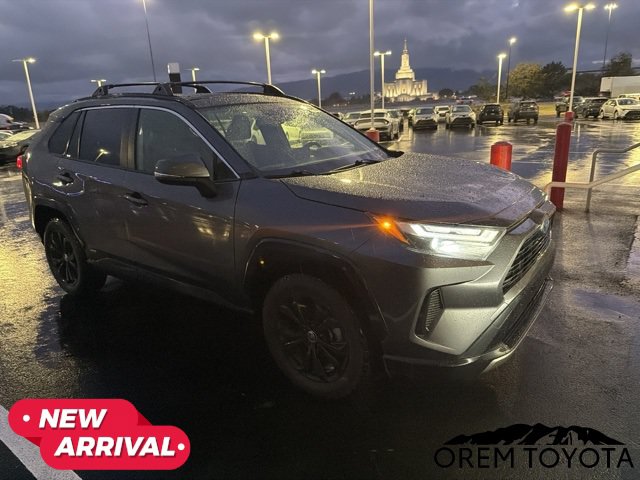 Used 2022 Toyota RAV4 SE w/ Convenience Package AWD/4WD image 16