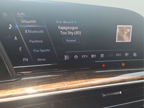 Used 2021 Cadillac Escalade Sport Platinum RWD image 25