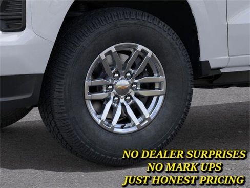 New 2026 Chevrolet Colorado LT image 9