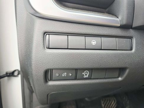 Used 2023 Nissan Rogue SV AWD/4WD image 30