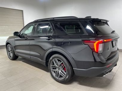 New 2026 Ford Explorer ST w/ Sun And Sound Package