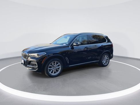 Certified 2023 BMW X5 xDrive40i w/ Executive Package image 4