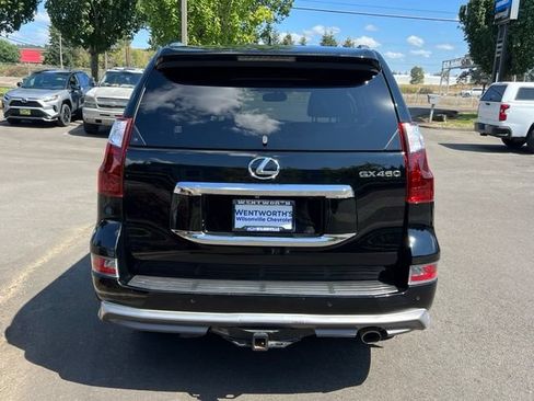 Used 2017 Lexus GX 460 AWD/4WD image 6