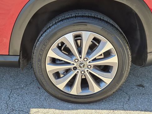 Used 2021 Mercedes-Benz GLE 350 w/ Premium Package image 10