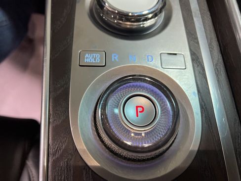 Used 2024 Genesis GV80 2.5T image 32