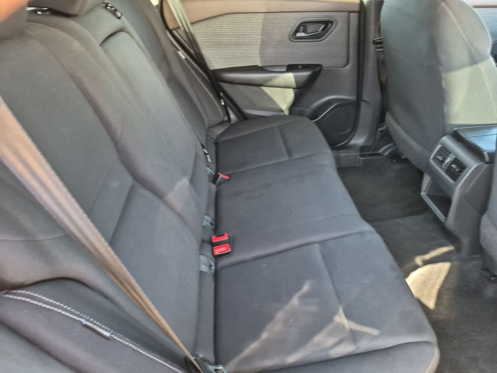 Used 2023 Nissan Rogue S FWD image 20