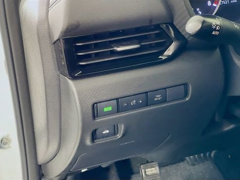 Used 2023 Nissan Sentra SV FWD image 11