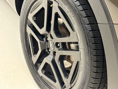 Used 2024 Kia Telluride SX Prestige X-Line AWD/4WD image 10