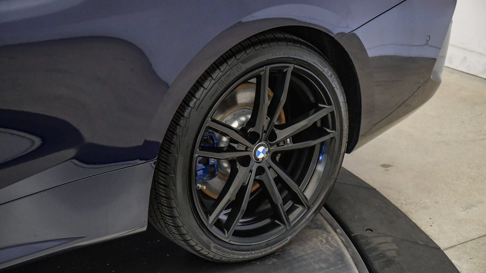 Certified 2023 BMW 430i Convertible w/ M Sport Package RWD image 11