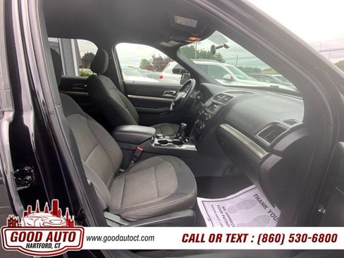 Used 2019 Ford Explorer XLT AWD/4WD image 15