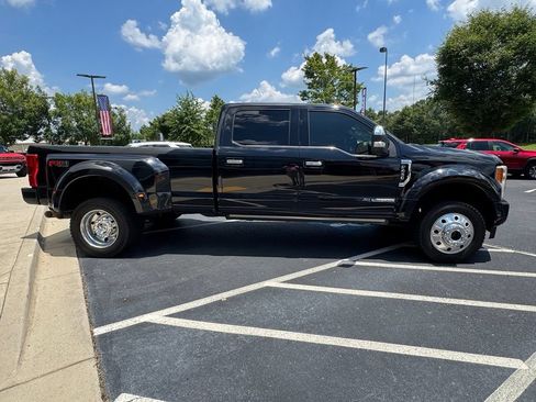 Used 2019 Ford F450 Platinum AWD/4WD image 4