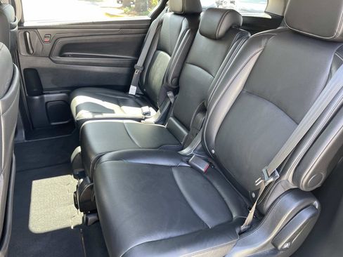 Certified 2023 Honda Odyssey Touring image 16