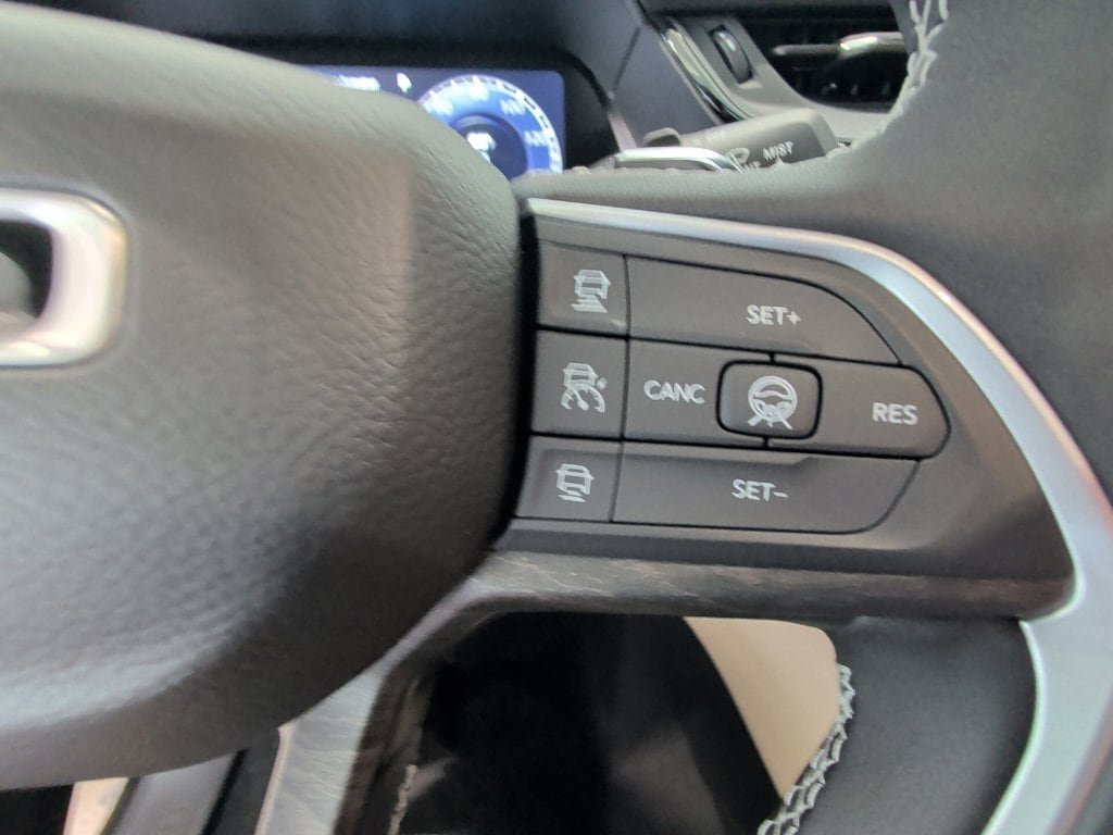 New 2026 Jeep Grand Cherokee Limited w/ Limited Altitude Package AWD/4WD image 18