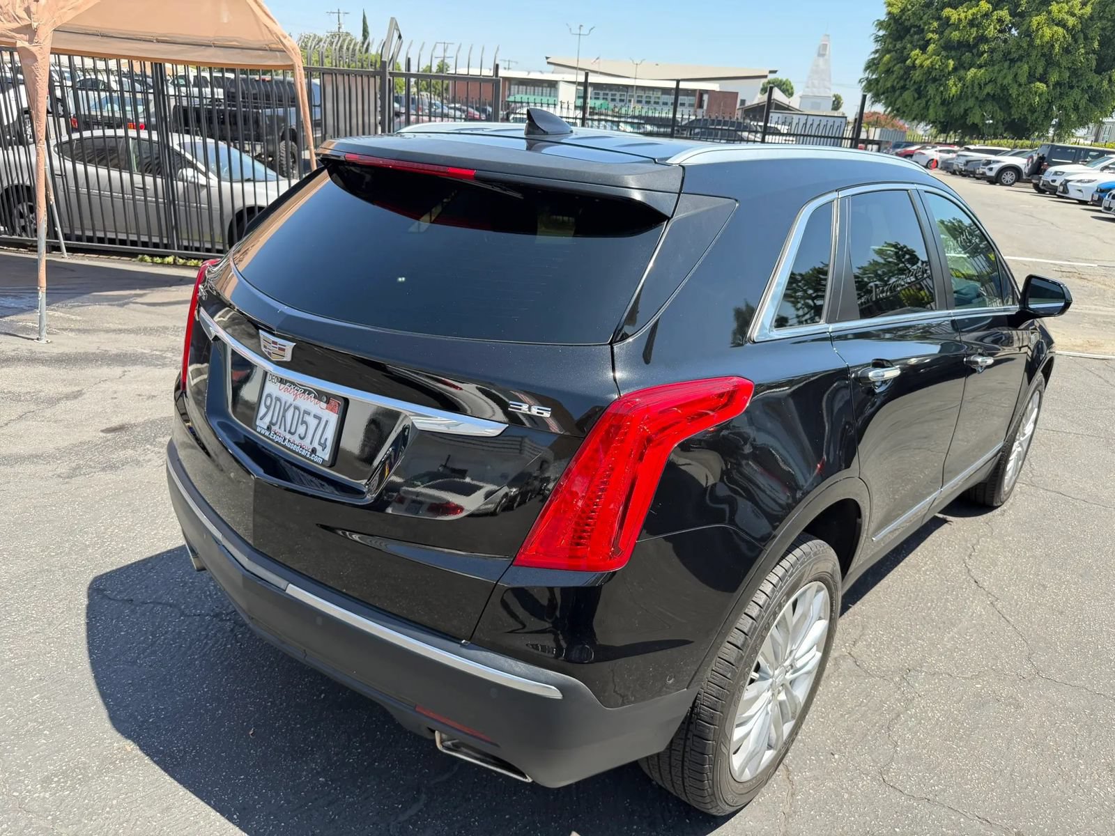 Used 2017 Cadillac XT5 Premium Luxury w/ Driver Assist Package FWD image 21