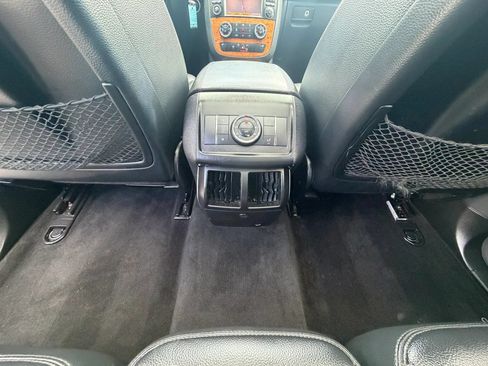 Used 2009 Mercedes-Benz R 350 4MATIC image 33