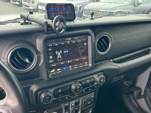 Used 2021 Jeep Wrangler Unlimited Sahara w/ Advanced Safety Group AWD/4WD image 18