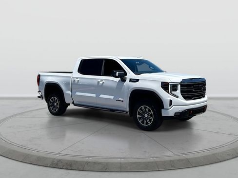 Used 2024 GMC Sierra 1500 AT4 w/ Technology Package AWD/4WD image 2