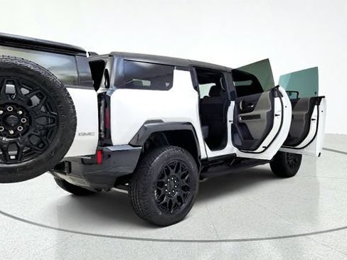 Used 2025 GMC Hummer EV 2X AWD/4WD image 19