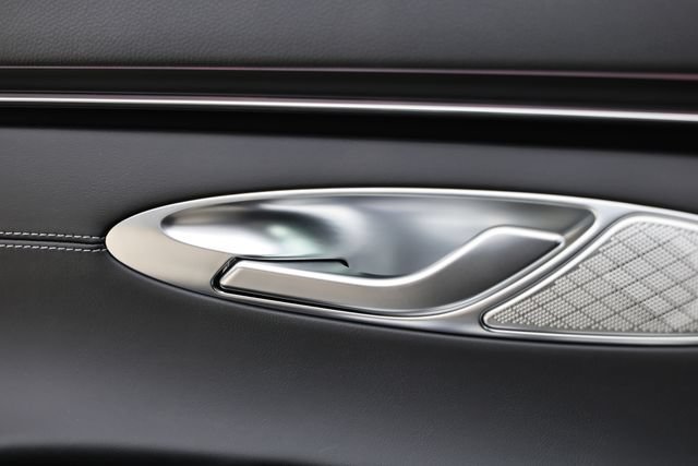New 2026 Genesis GV70 2.5T AWD/4WD image 18