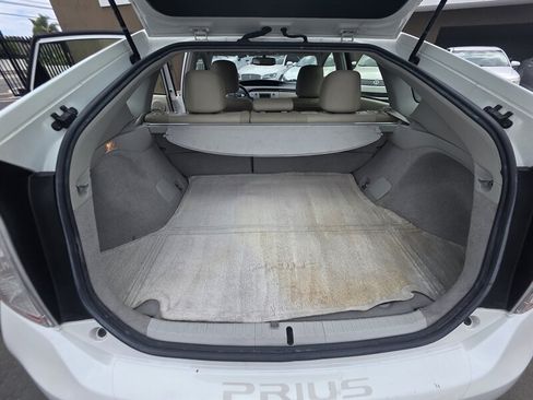 Used 2014 Toyota Prius Four FWD image 13