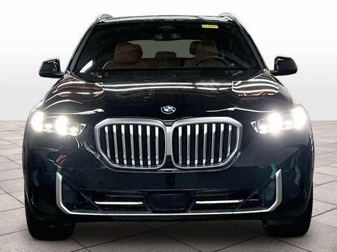 Used 2024 BMW X5 xDrive40i w/ Premium Package image 3