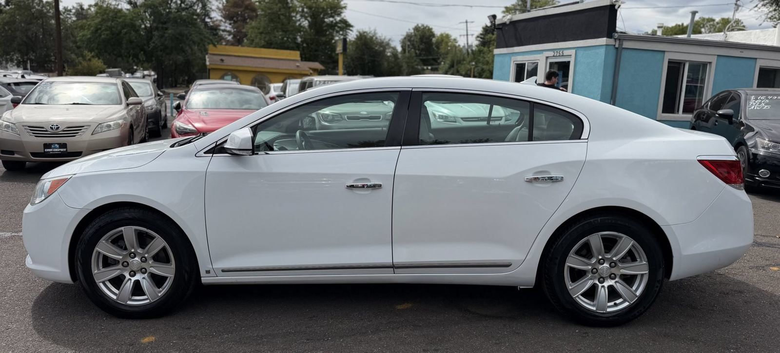 Used 2010 Buick LaCrosse CXL FWD image 6
