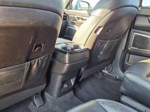 Used 2025 Kia Telluride S FWD image 27